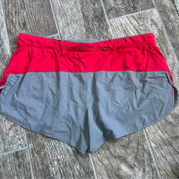 Patagonia Strider Pro Running Shorts. Red and Gray. Women’s Size M - Picture 9 of 13